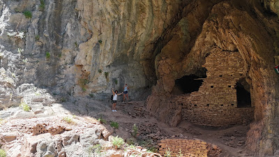 Black Cave — fotografia 5