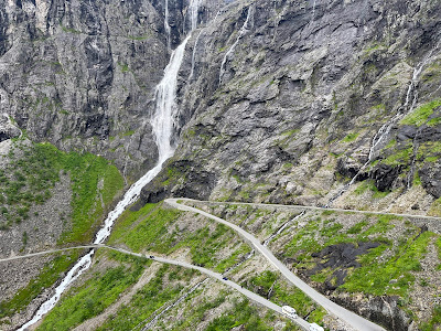 Trollstigen Foothill Viewpoint — fotografia 4