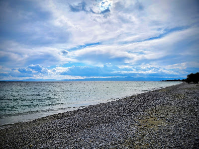 Kineta Beach — fotografia 4