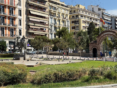 Agia Sofia Square — fotografia 4