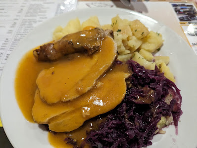 Tröszti Club Étterem — fotografia 3