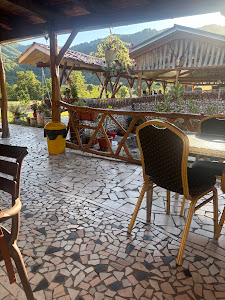 Yılmaz & Elena Restaurant Parcare — fotografia 4