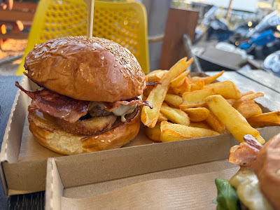 Útonálló Burger — fotografia 4
