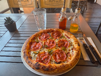 RÓMA Pizzéria és Étterem Székesfehérvár — fotografia 3