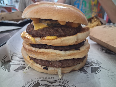 KP Burger Hódmezővásárhely — fotografia 5