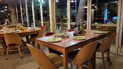 Restoran "Papagaj"