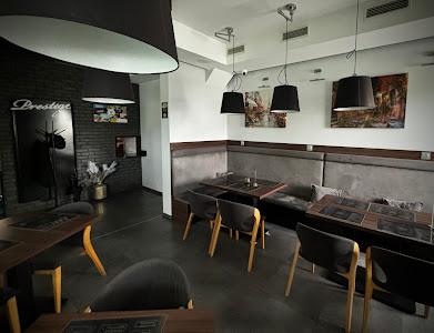 Resto Restauracja & Kawiarnia - dania obiadowe i pizza — fotografia 5