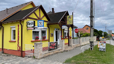 Fenyőfa vendéglő — fotografia 3