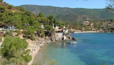 Paralia Agios Ermogenis — fotografia 3
