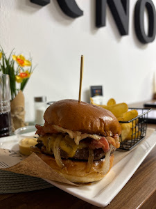 Inferno Burger Tornala — fotografia 3