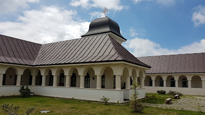 Mănăstirea Alina-Maria — fotografia 4