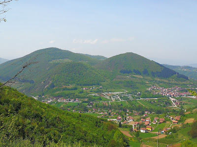 Piramidele din Bosnia — fotografia 3
