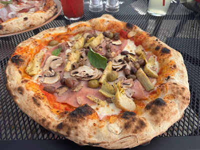 Da Mauro Pizzéria és Étterem — fotografia 3