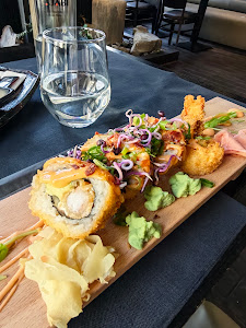Wasabi Running Sushi & Wok Restaurant - Debrecen — fotografia 4
