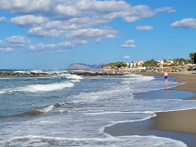 Agia Marina Beach — fotografia 4