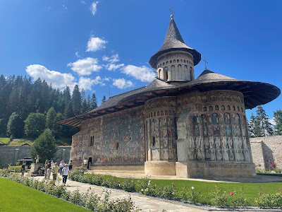 Mănăstirea Voroneț — fotografia 3
