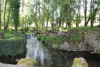 recreational area of ​​the Huéznar birth — fotografia 3