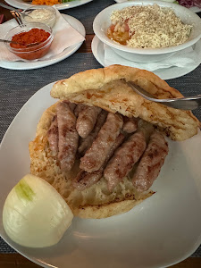 Dukat restoran — fotografia 3