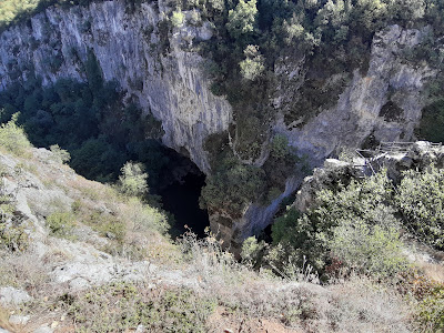 Emen Waterfall — fotografia 5