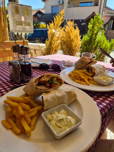 Kafana "Svilen Konac" — fotografia 3