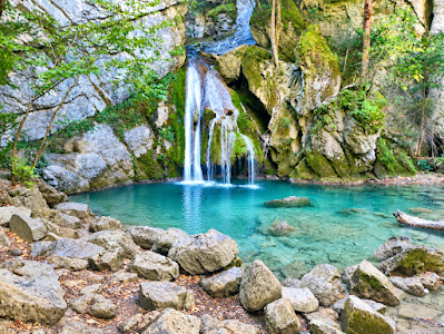 Belabarze Waterfall