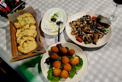 Liana Tavern — fotografia 4
