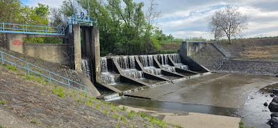 Tour Bukó