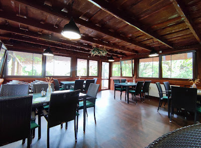 Restaurant "Deja Vu"