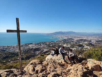 Cruz en el Monte San Antón