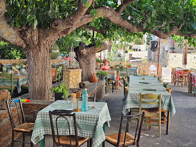 PLATANOS TAVERNA