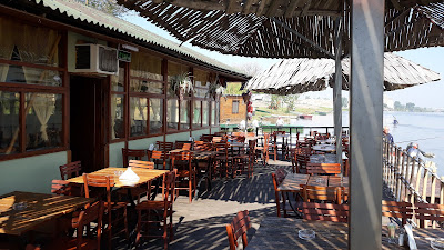 Savski Mir Raft-Restaurant