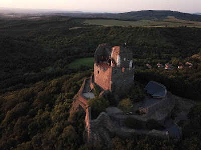 Castelul Hollókő