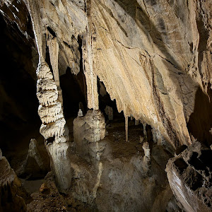 Szent István Cave