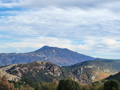Parque Natural de Montes Obarenes-San Zadornil