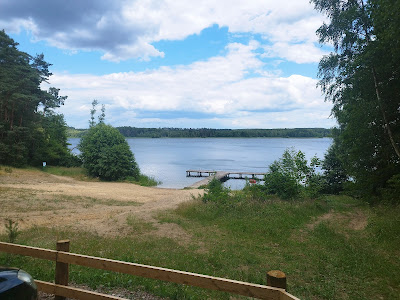 Plaża, pomost nad Jeziorem Partęczyny