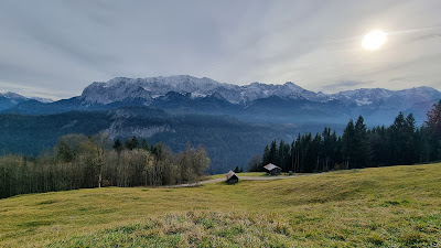 Cross Point - rest place