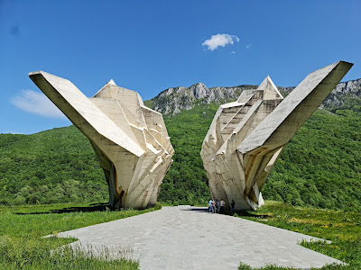 Tjentiste Monument