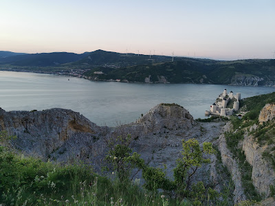 Punct Belvedere asupra cetății Golubăț