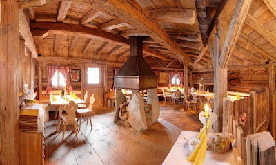 Pizzeria Ristorante Helmhotel