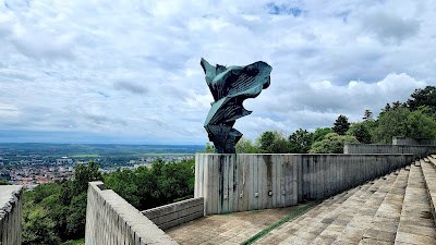 Nike Statue