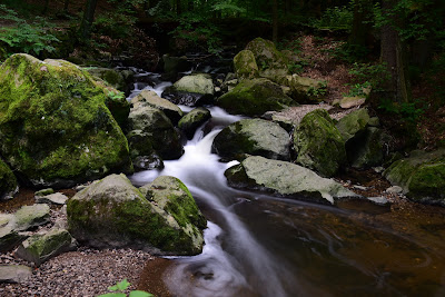 Brausetalweg mit Wasserfall