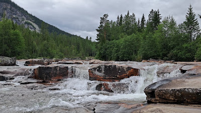 Rasteplass Klappedikfossen