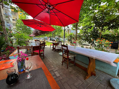 Taverna Xhakaj