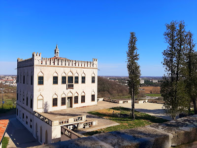 Sentiero n. 18 Villa Draghi