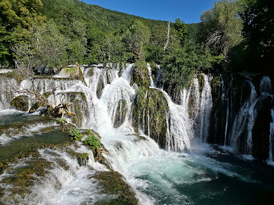 Great Una Waterfalls