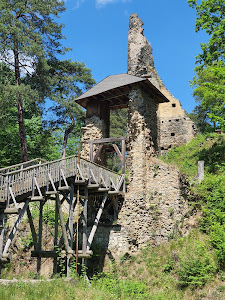 Zlenice castle