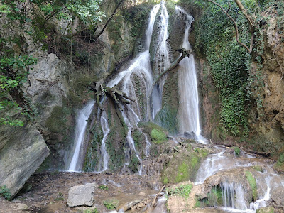 Menotre waterfalls