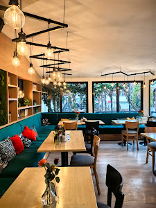 Restaurant Akua Garden