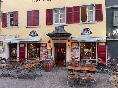 Roter Gugelhan
