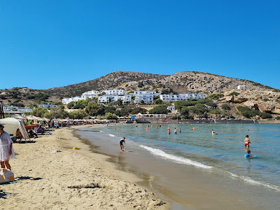 Παραλία Δελφίνι